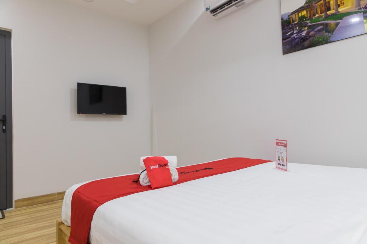 Hotel Reddoorz Premium Near E-Town Ciudad Ho Chi Minh  Exterior foto