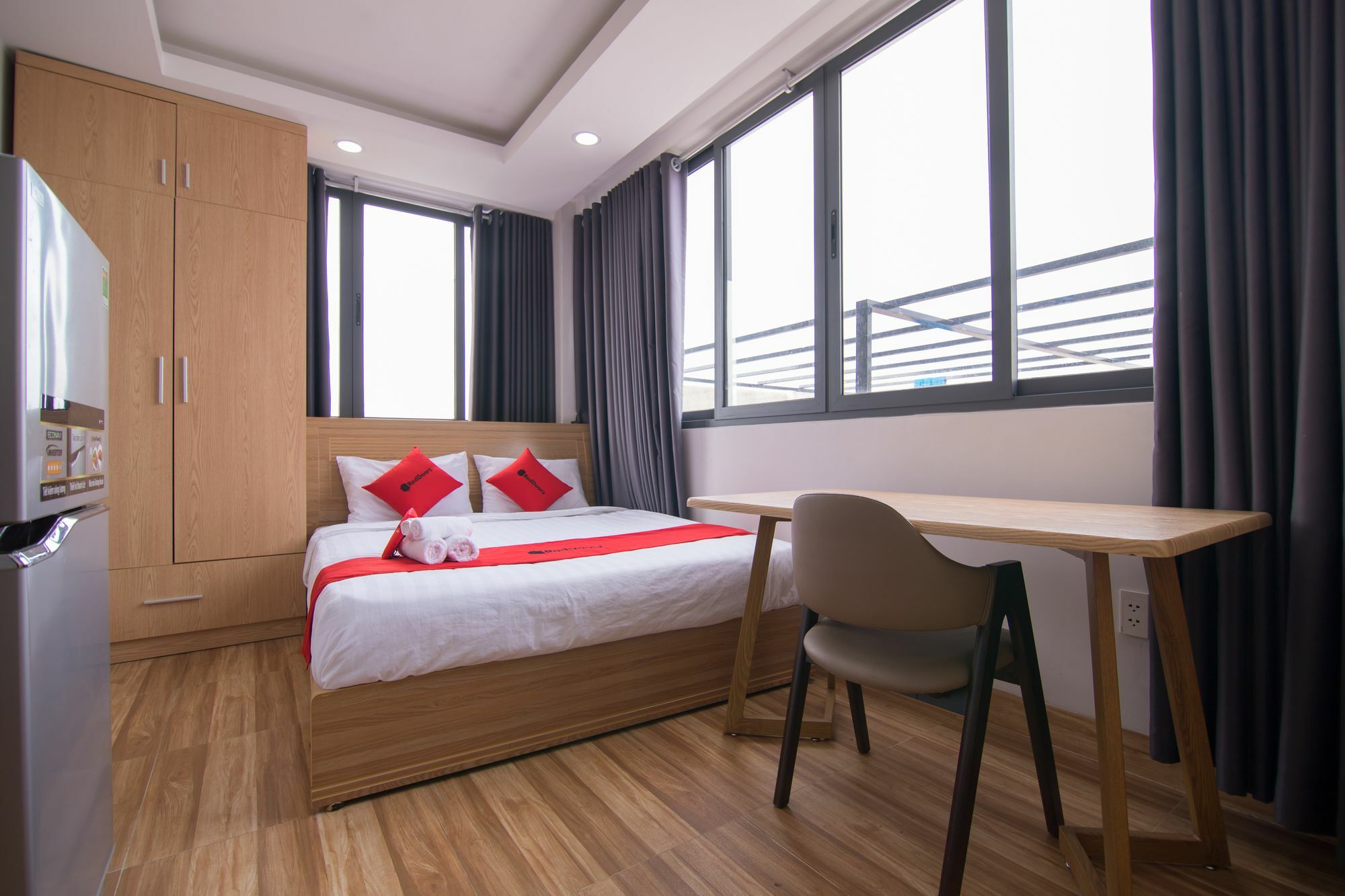 Hotel Reddoorz Premium Near E-Town Ciudad Ho Chi Minh  Exterior foto